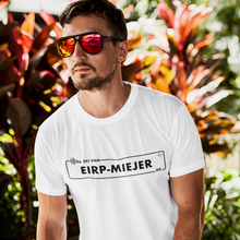Afbeelding in Gallery-weergave laden, T-shirt - Ge zei van Eirp-Meijer as... - by Robert Abigail