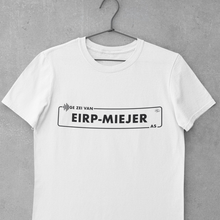 Afbeelding in Gallery-weergave laden, T-shirt - Ge zei van Eirp-Meijer as... - by Robert Abigail