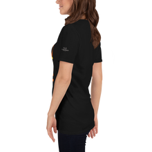 Afbeelding in Gallery-weergave laden, Jill De Greef - T-shirt met korte mouw