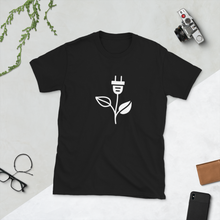 Afbeelding in Gallery-weergave laden, Groene stroom - Unisex T-shirt