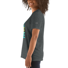 Afbeelding in Gallery-weergave laden, Noa Neal - Unisex T-shirt met korte mouw