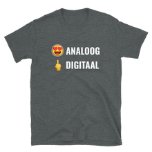 Afbeelding in Gallery-weergave laden, Weg met digitale teller! - Unisex T-shirt met korte mouw