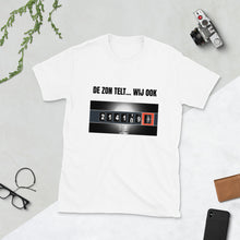 Afbeelding in Gallery-weergave laden, De zon telt... wij ook - Unisex T-shirt met korte mouw